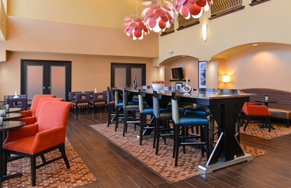 Hampton & Albuquerque-coors Road Hotel 3*